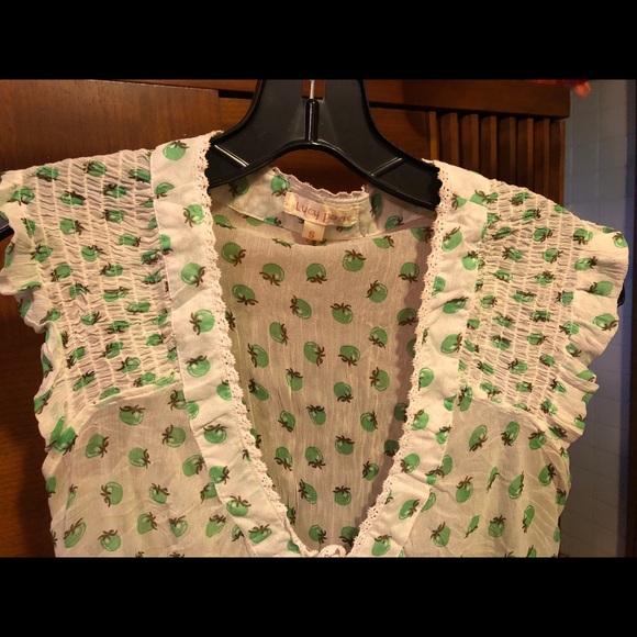 Cute Sheer Novelty Print Blouse -Green Tomatoes - Picture 4 of 8